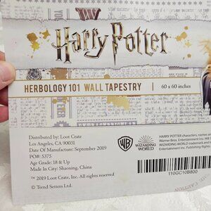 Loot Crate Exclusive Harry Pottery Herbology 101 Wall Tapestry! New!